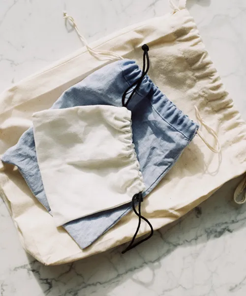 Dyed drawstring bags